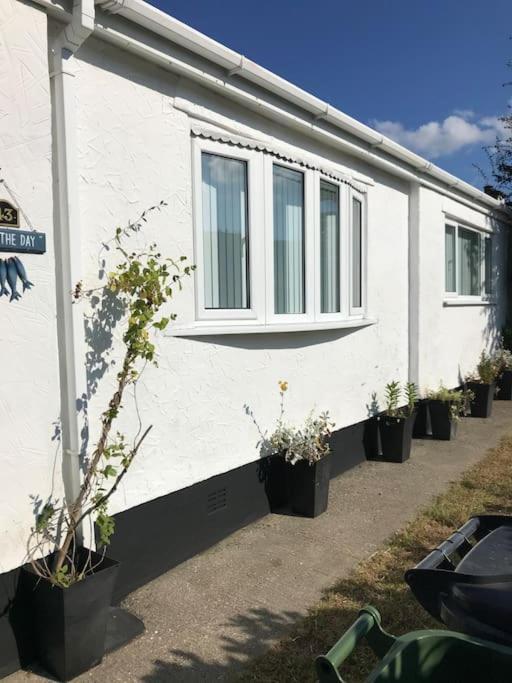 Perfect 4 Cpls & Families . Close To Everything Villa Pentraeth Exterior photo